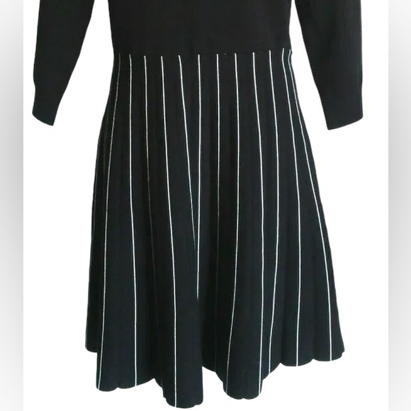 Ann Taylor LOFT Sweater Knit Dress Women Size Medium Black & White Stripe Large - Picture 5 of 7
